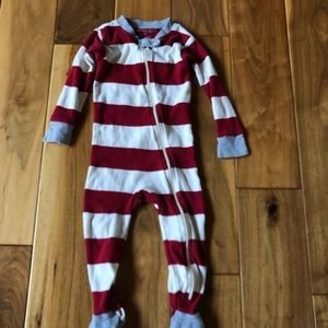 Burt’s bees footie